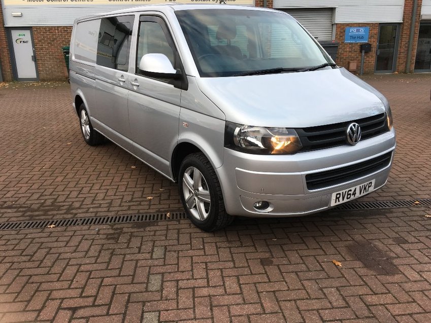 View VOLKSWAGEN TRANSPORTER T32 TDI KOMBI HIGHLINE BMT