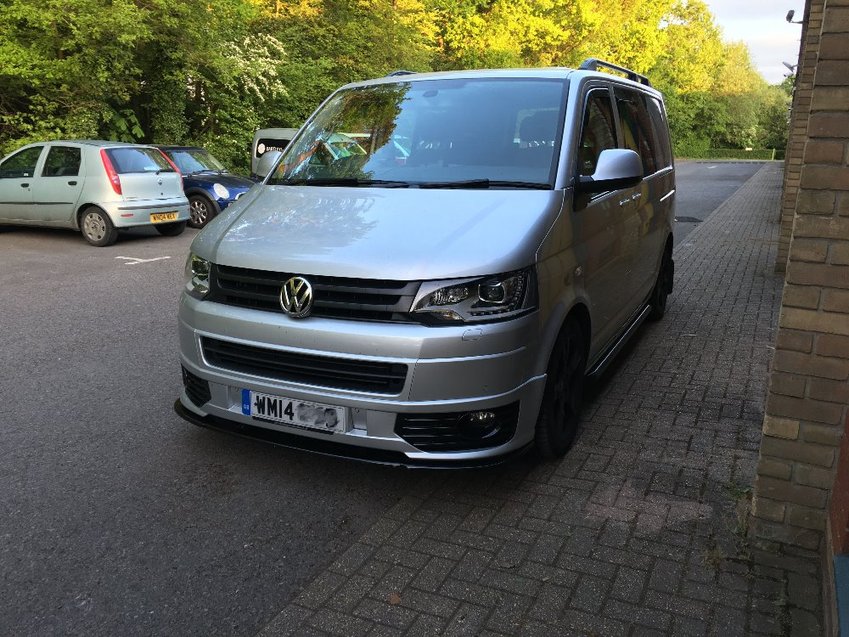 View VOLKSWAGEN TRANSPORTER T32 TDI KOMBI HIGHLINE