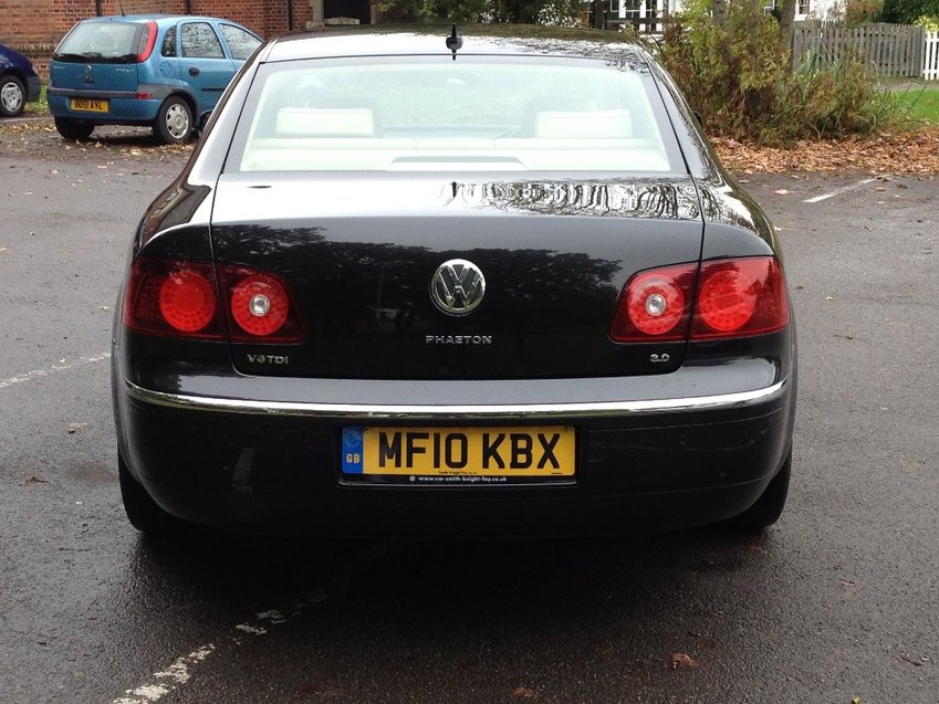 VOLKSWAGEN PHAETON